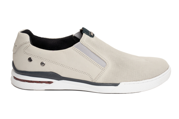 P5 - Beige Slip On